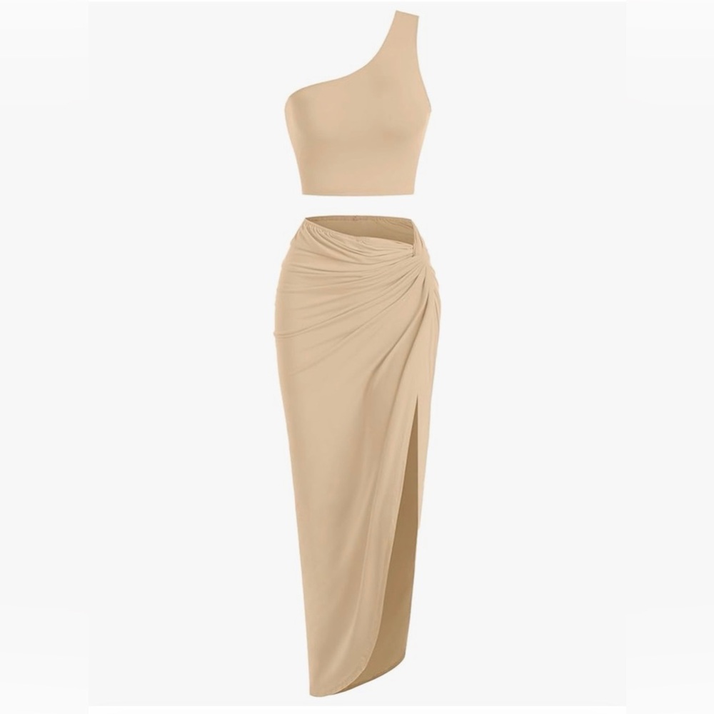 Elegant One-Shoulder 2 piece Cream Dress